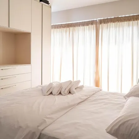 Elisabetta Luxury Living 3 *