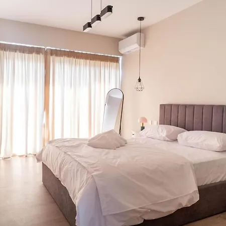 Elisabetta Luxury Living 3 Apartment Larissa